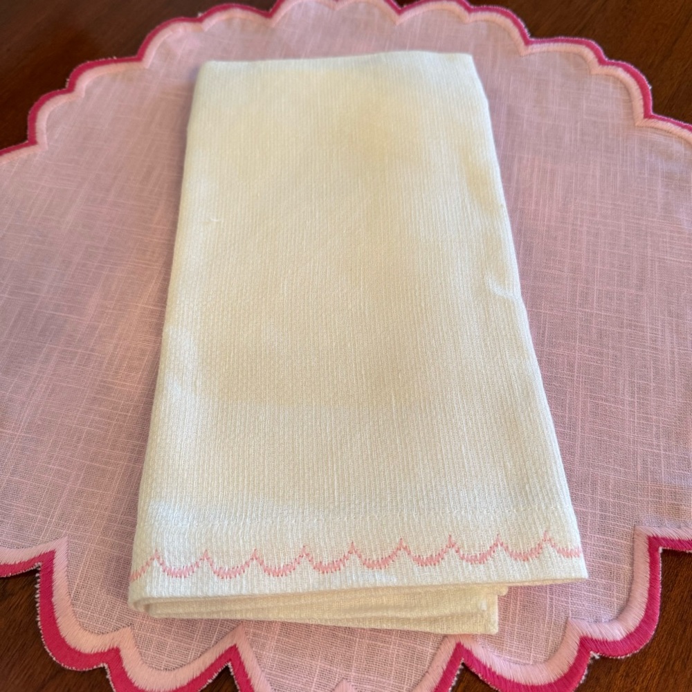 NEW Deborah Rhodes Pink Scallop Pique Linen Napkins Set 6 Preppy Hosting